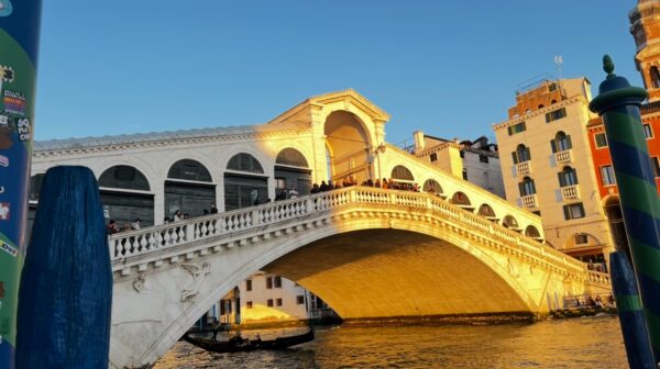 White bridge (Ponte di Rialto) in Italy.