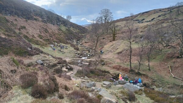Walkers in the valley of millenium way